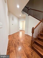 42331 Benfold Square in Ashburn, VA - Building Photo - Building Photo