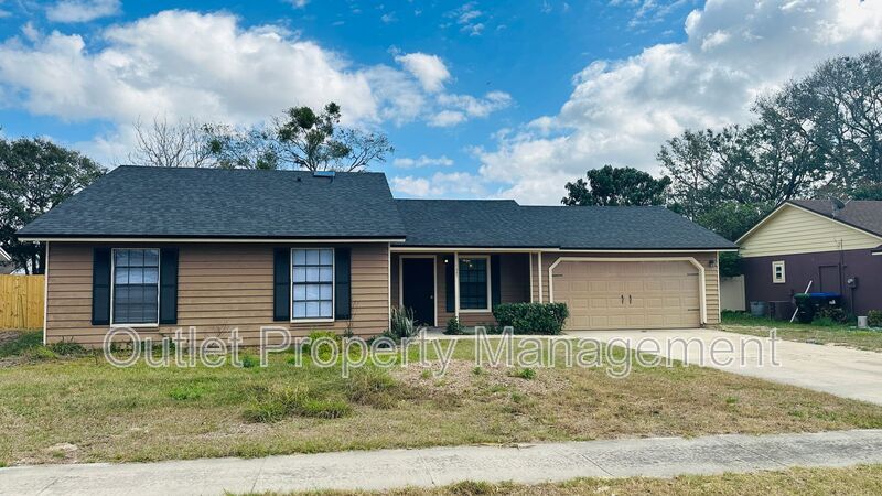1337 Lamplighter Way in Orlando, FL - Building Photo