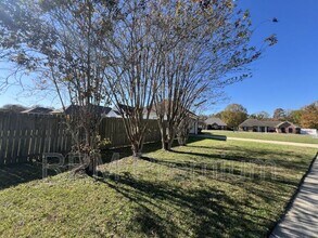 4388 Pasture Clear Ct in Zachary, LA - Building Photo - Building Photo