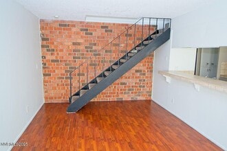 690 Jamaica Ave in Reno, NV - Building Photo - Building Photo