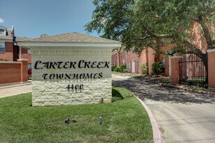 Carter Creek Townhomes in Bryan, TX - Building Photo
