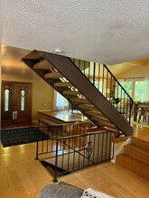 8902 49th St W in University Place, WA - Foto de edificio - Building Photo