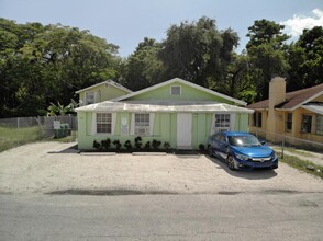 168 NE 59th St in Miami, FL - Building Photo - Building Photo