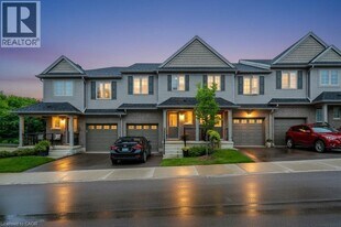 86 Erbsville Ct in Waterloo, ON - Building Photo