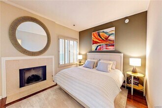 4415 Saugus Ave in Los Angeles, CA - Building Photo - Building Photo