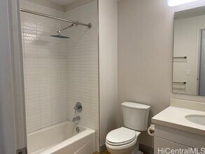 610 Ala Moana Blvd in Honolulu, HI - Building Photo - Building Photo