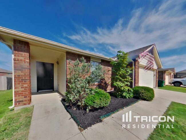 12508 Nicholas Place in Rhome, TX - Foto de edificio - Building Photo