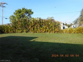 1828 SW 2nd Pl in Cape Coral, FL - Building Photo - Building Photo