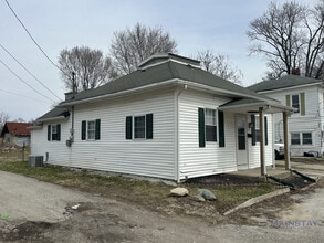 112 W 26th St in Marion, IN - Building Photo - Building Photo