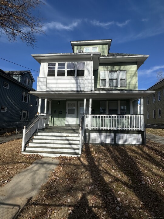 50-52-52 Sharon St in Hartford, CT - Building Photo