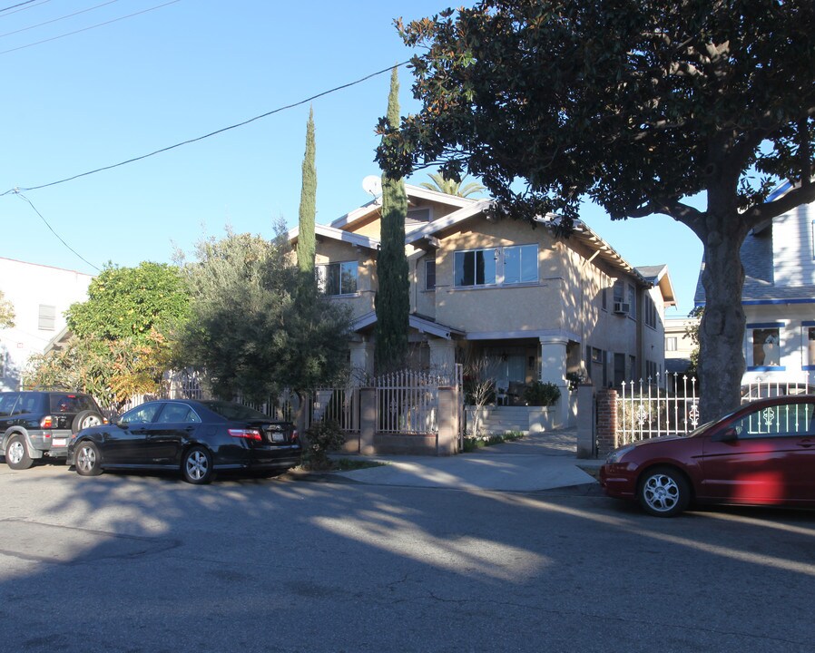 4627 Melbourne Ave in Los Angeles, CA - Building Photo