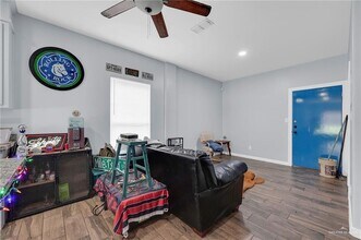 12 W Chavez St in Edinburg, TX - Building Photo - Building Photo