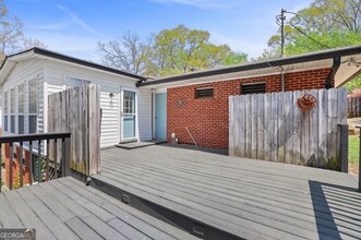 102 Church St in Hogansville, GA - Building Photo - Building Photo