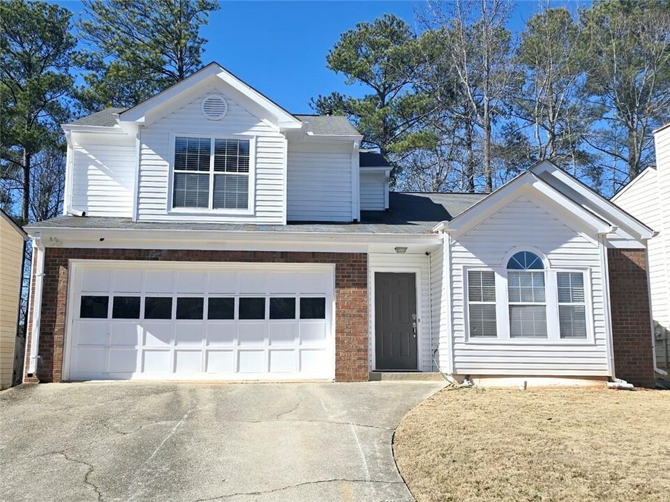 1426 Glynview Cir in Lawrenceville, GA - Building Photo