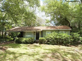 1626 Mayhew St in Tallahassee, FL - Building Photo