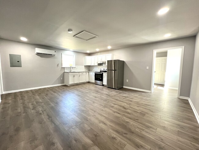 35 Werner St, Unit 1st Floor - Apartment in Wernersville, PA - Foto de edificio - Building Photo