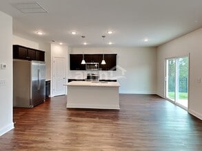 4070 Chivalry Dr in Douglasville, GA - Building Photo - Building Photo