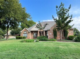 7517 Rodeo Dr in Denton, TX - Building Photo