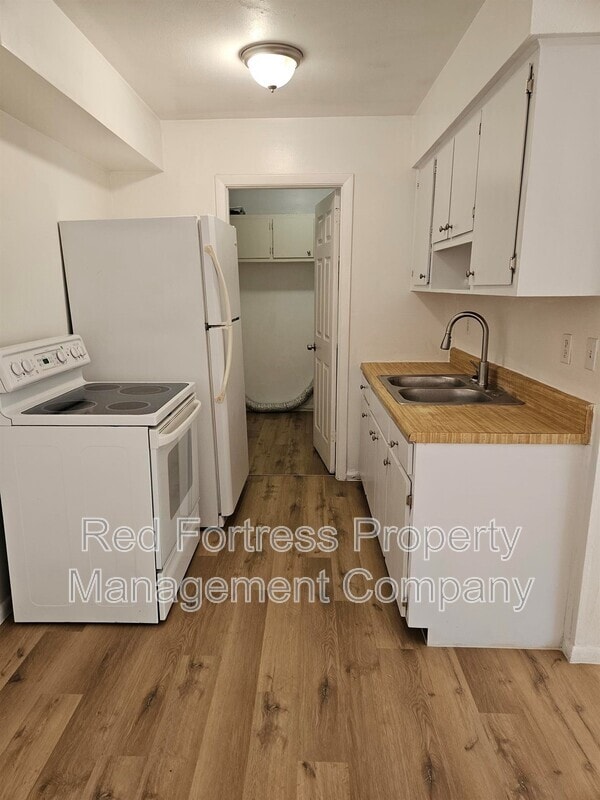 803 Palm Blvd in Lehigh Acres, FL - Building Photo - Building Photo