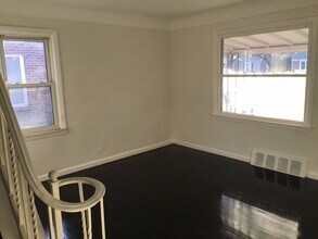 2934 N Vermont Ave in Royal Oak, MI - Building Photo - Building Photo