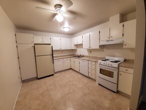 13 Monte Vista Dr, Unit Monte Vista in Monterey, CA - Building Photo - Building Photo