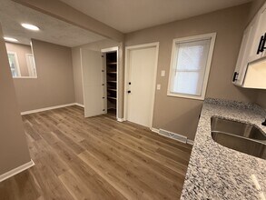 8514 W 9th St N in Wichita, KS - Building Photo - Building Photo