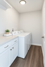 330 Cattail Ct in Genoa City, WI - Building Photo - Building Photo