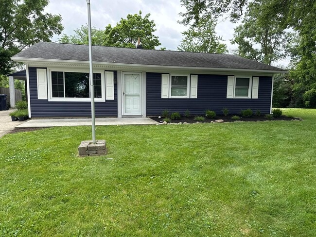 property at 4415 Lacon Cir