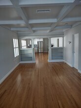 558 Brooks Ave in Venice, CA - Foto de edificio - Building Photo