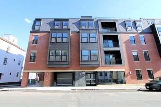 31 Orleans St in Boston, MA - Building Photo - Building Photo