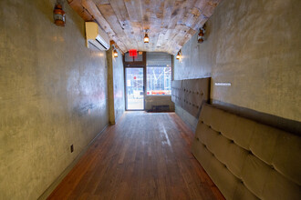 40 Rivington St in New York, NY - Building Photo - Building Photo