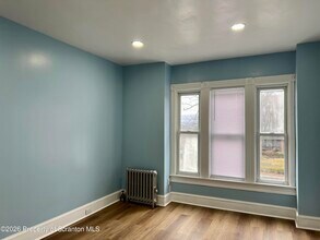 1528 Wyoming Ave in Scranton, PA - Building Photo - Building Photo