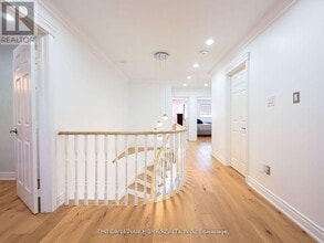 6008 Grossbeak Dr in Mississauga, ON - Building Photo - Building Photo