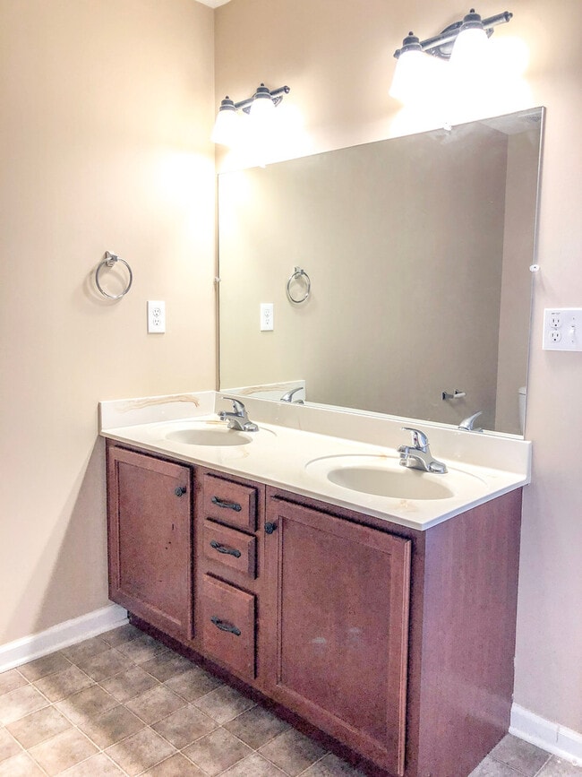 property at 510 Oakmont Dr