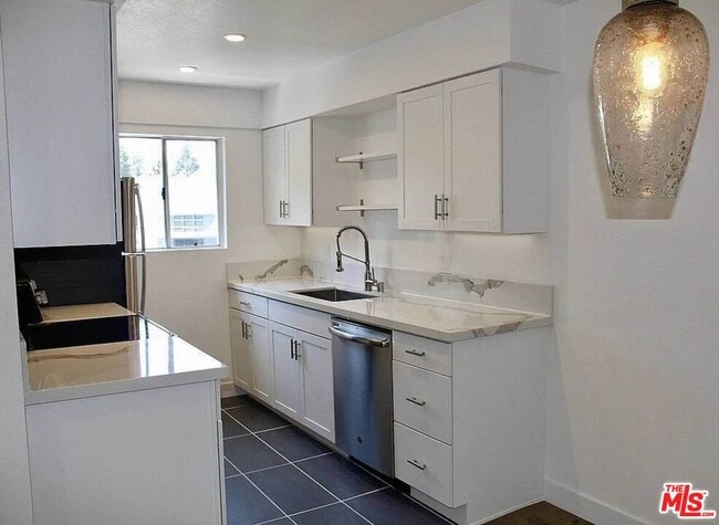 1547 N Edison Blvd in Burbank, CA - Building Photo - Building Photo