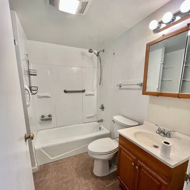 property at 118 Grove St