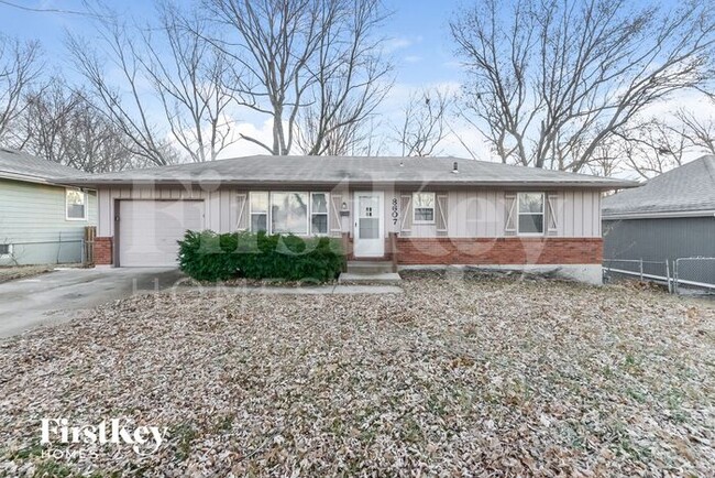 8607 Elm Ave