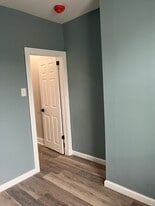 427 S 55th St in Philadelphia, PA - Building Photo