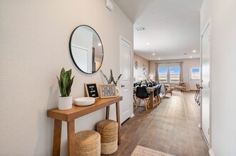 6403 Embankment Rd in San Antonio, TX - Building Photo - Building Photo