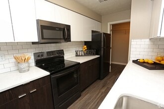 Shillito Park Apartments in Lexington, KY - Foto de edificio - Building Photo