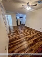 114 Dogwood Pointe Dr in McMinnville, TN - Foto de edificio - Building Photo