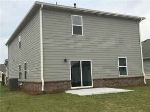 4024 Berry Farm Ct in Loganville, GA - Building Photo - Building Photo