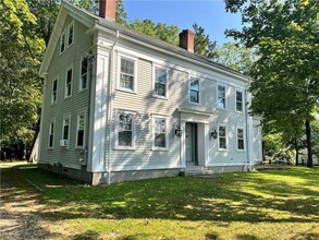 73 Peeptoad Rd in Scituate, RI - Building Photo - Building Photo