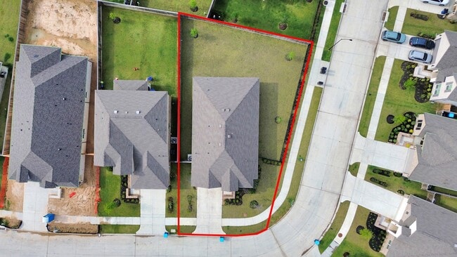 property at 21927 Citrus Grove Ct