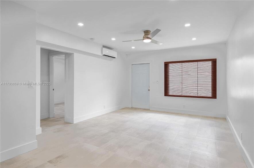 551 NE 26th St, Unit 3 in Wilton Manors, FL - Building Photo