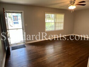 2733 Shelley Ln in Ellenwood, GA - Building Photo - Building Photo