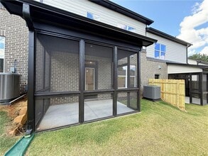 5722 Urban Vlg Wy in Tucker, GA - Building Photo - Building Photo