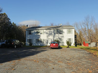 7659 E South St in Clinton, NY - Foto de edificio - Building Photo