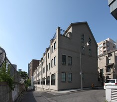 The Courtyards of Rosedale Apartments