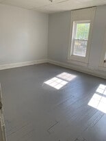 103 W Walnut St in Washington, PA - Building Photo